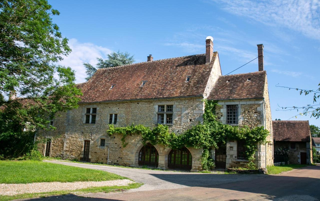 Maison Forte Perreuse Treigny Eksteriør billede