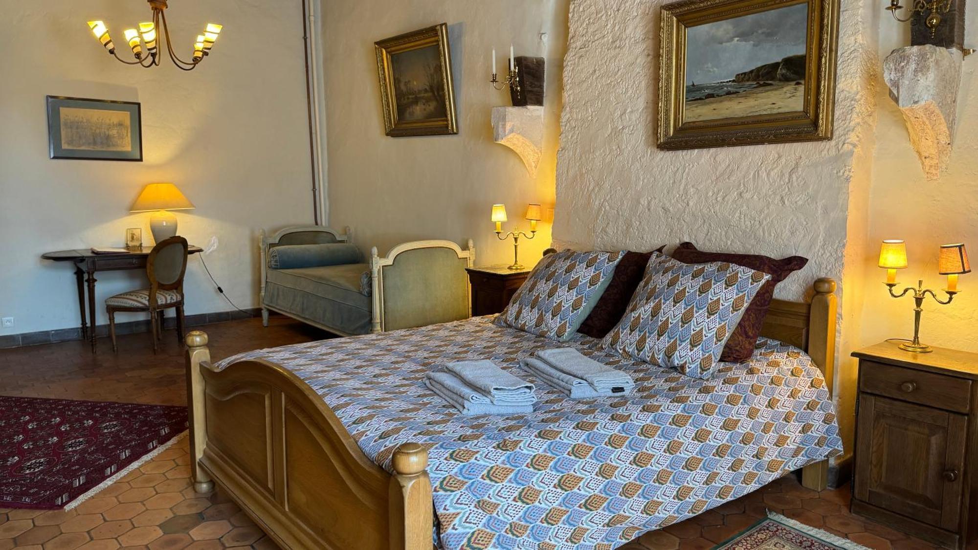 Maison Forte Perreuse Treigny Eksteriør billede
