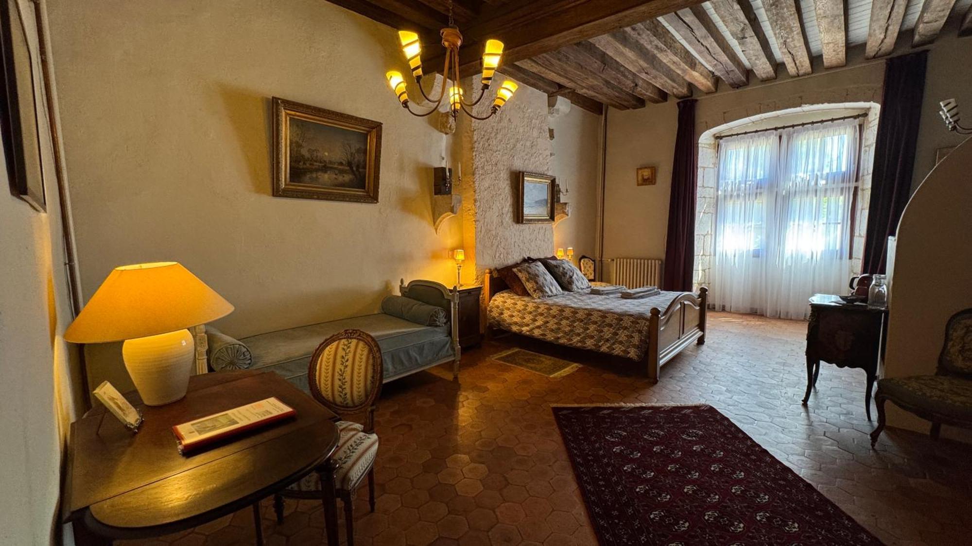 Maison Forte Perreuse Treigny Eksteriør billede